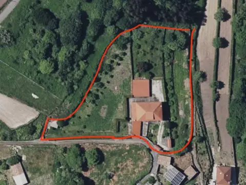 Chalet rústico en calle Cures