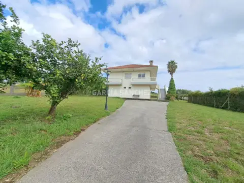 Chalet en calle Chancelas