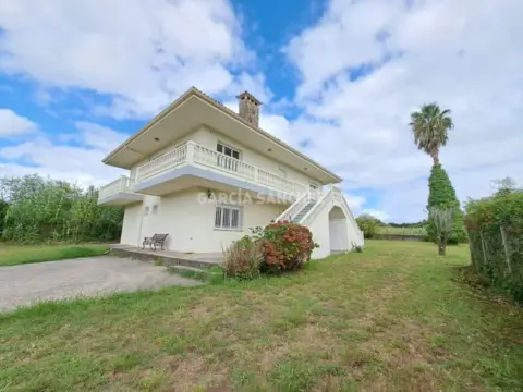 Chalet en calle Chancelas