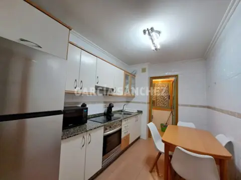 Apartamento en Rúa Abesadas