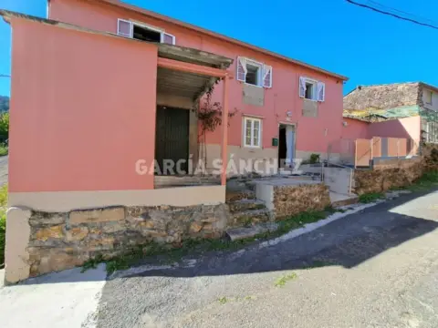 House on Calle Lugar Outes