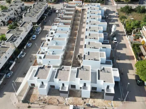 Casa adosada en Carrer de la Bonaigua