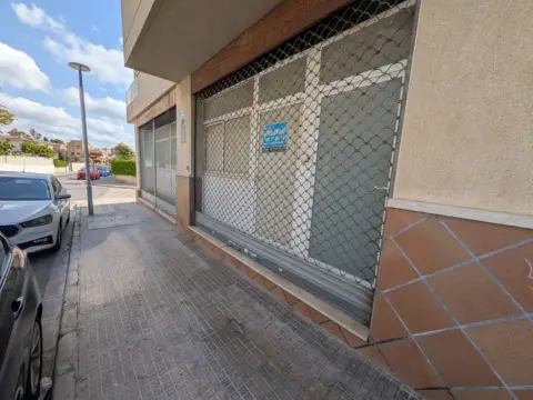 Local comercial en Carrer de Sumella