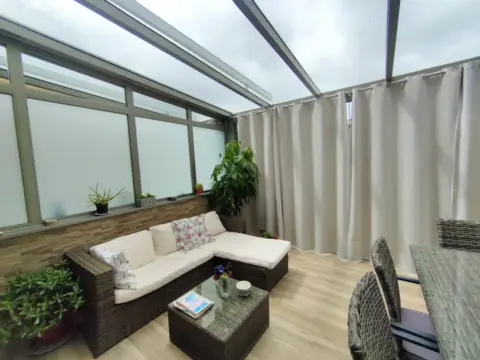 Chalet adosado en calle de Juan de Tarazona