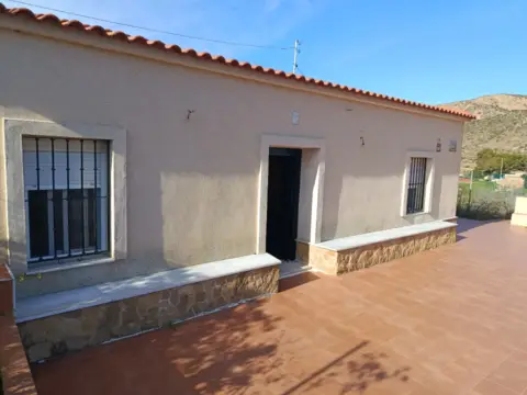 Casa en Pasaje Torre de Nicolás Pérez, nº 38