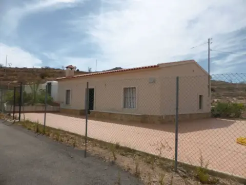 Casa en Pasaje Torre de Nicolás Pérez, nº 38