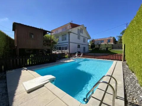 Chalet en calle de Mallou de Abajo