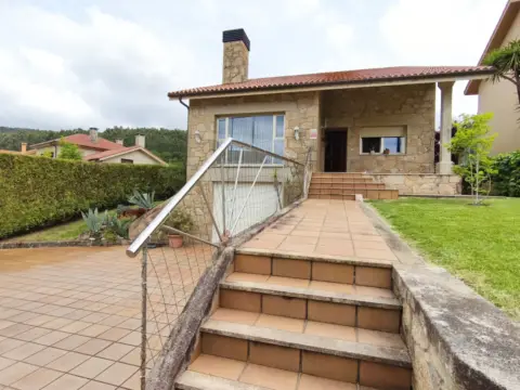 Chalet en Lugar de Xulacasa