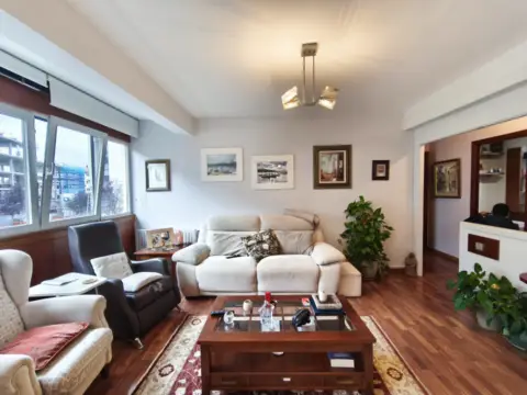 Chalet adosado en calle Alejandro Pérez Lugín