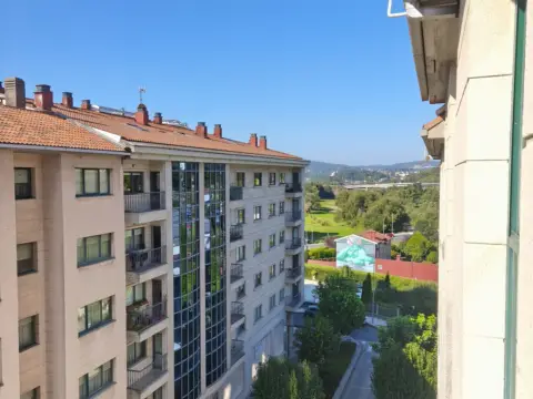 Dúplex en calle Anxeriz