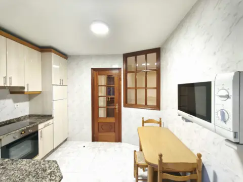 Apartamento en Travesía dos Basquiños