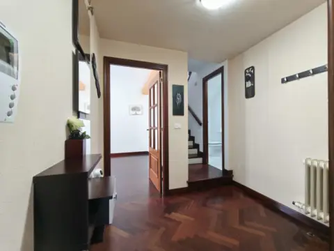 Dúplex en calle de Panasqueira