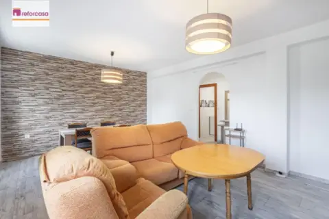 Piso en calle Javier de Burgos