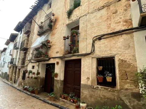 Casa adosada en calle Compañía, 14