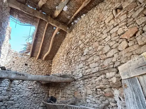 Chalet rústico en Fuentes de Rubielos