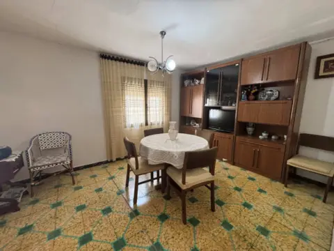 Piso en calle Baja, 19