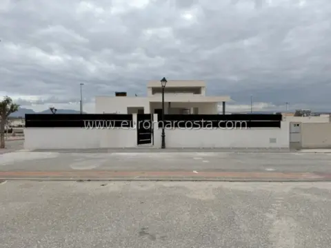 Chalet unifamiliar en calle Pales