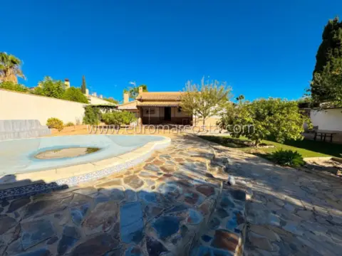 Casa unifamiliar en calle de Luis Garay