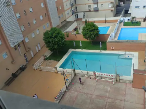 Apartamento en calle Miguel Castillejo, 1