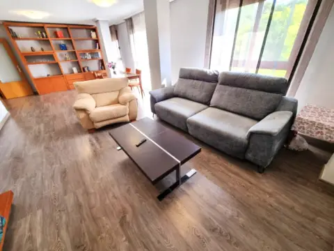 Piso en calle del Astrónomo Comas Solá, 2