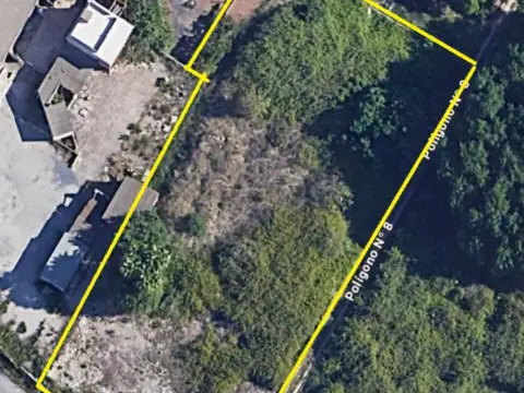 Terreno en Polígono 8