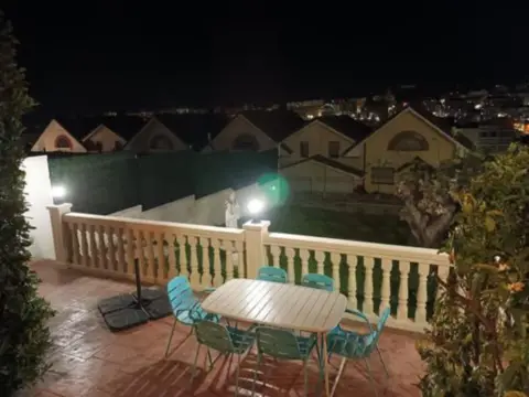 Chalet pareado en calle de Pedro Rodríguez Parets