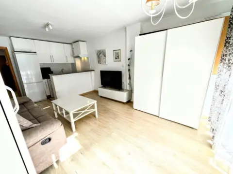 Piso en calle de Zeus, 8