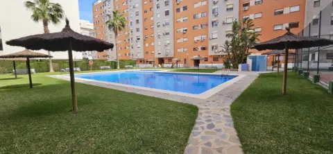 Piso en Avenida de la Deportista Miriam Blasco, 14