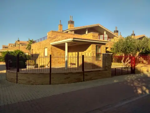 Casa en Avenida de la Ilustración, 39