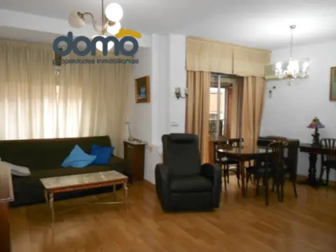 Piso en calle Emperatriz Eugenia