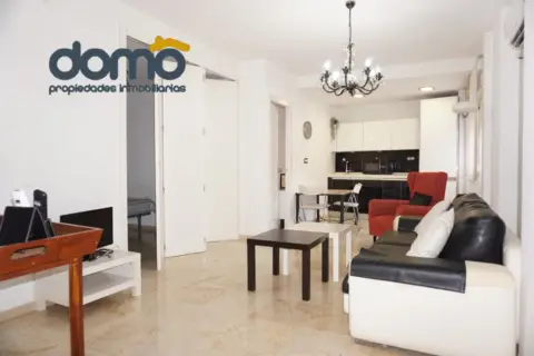 Piso en calle Emperatriz Eugenia, 5