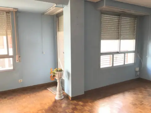 Piso en Camelias-Pi y Margall