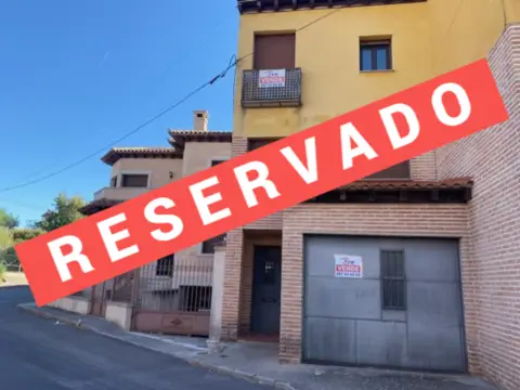 Chalet adosado en San Pablo de los Montes