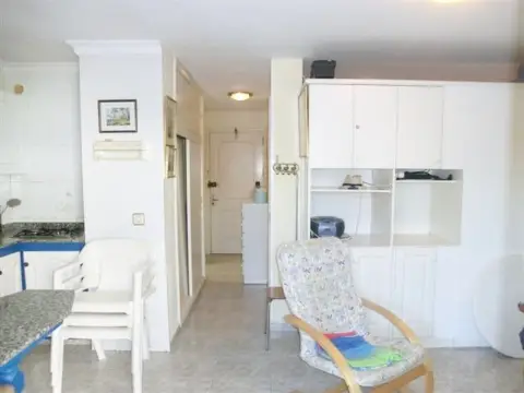 Apartamento en calle San Agustín 1 Dorm 45M2 y Preciosas Vistas Al Mar