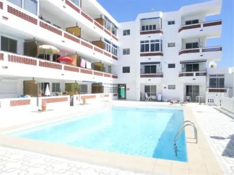 Apartamento en calle San Agustín 1 Dorm 45M2 y Preciosas Vistas Al Mar