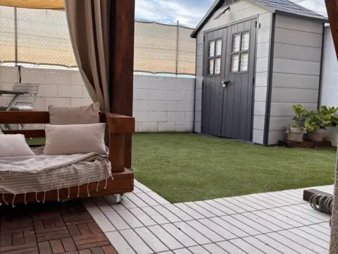 Chalet adosado en La Pobla de Vallbona