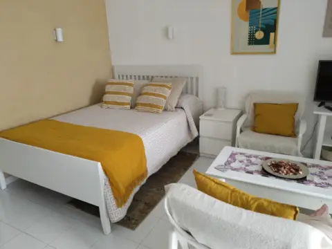 Estudio en Avenida Familia Betancourt y Molina, 1