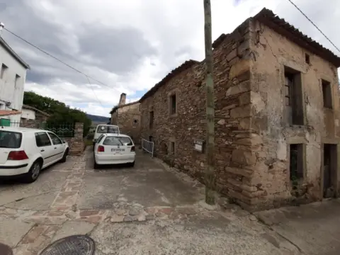 Casa en Paredes de Buitrago