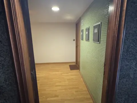 Oficina en calle de Zamora