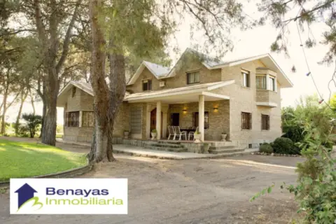 Chalet en Salesas-Glorieta-Chinchibarra-Capuchinos