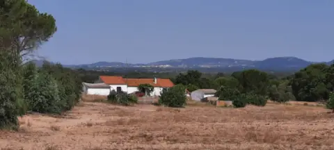 Terreno en Villanueva de los Castillejos