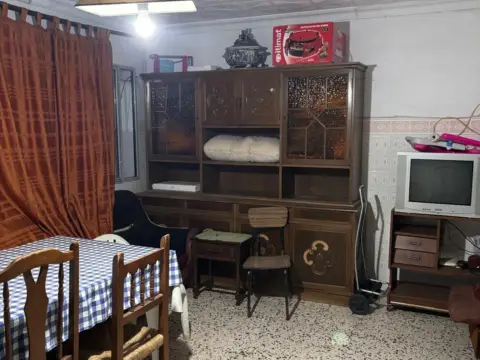 Casa en San Bartolomé de La Torre