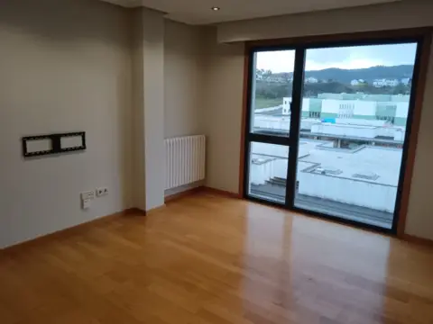 Apartamento en calle Xoan Manuel Pintos