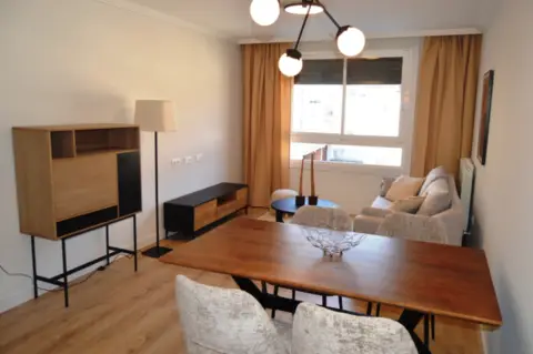 Apartamento en calle Bedoya