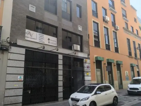 Local comercial en calle de Imeldo Serís, 77
