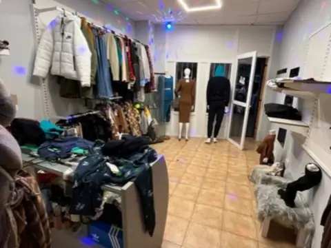 Local comercial en calle de la Cigüeña