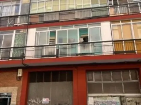 Local comercial en calle del Águila