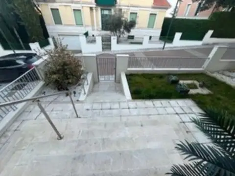 Chalet unifamiliar en calle Nabucco