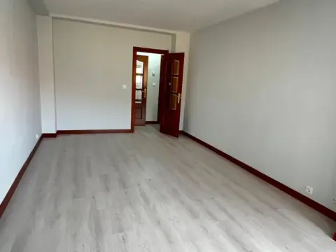 Piso en calle del Regín