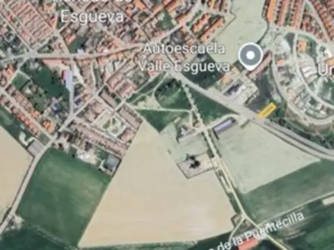 Terreno en Avenida Castilla Y León